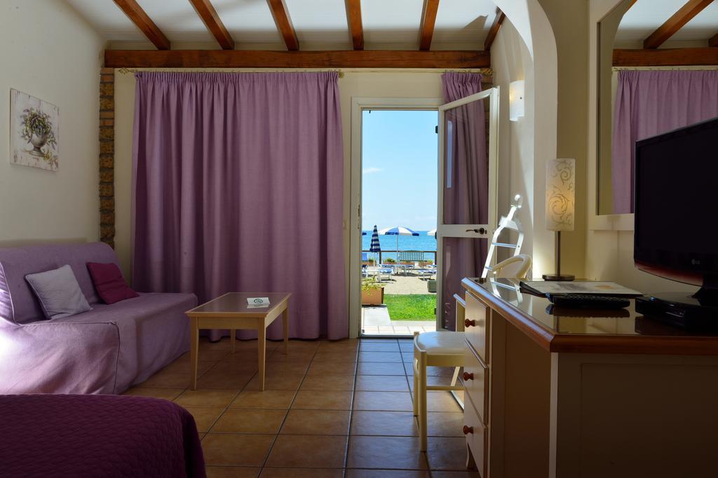 Hotel Acquasanta Terracina Bilik gambar