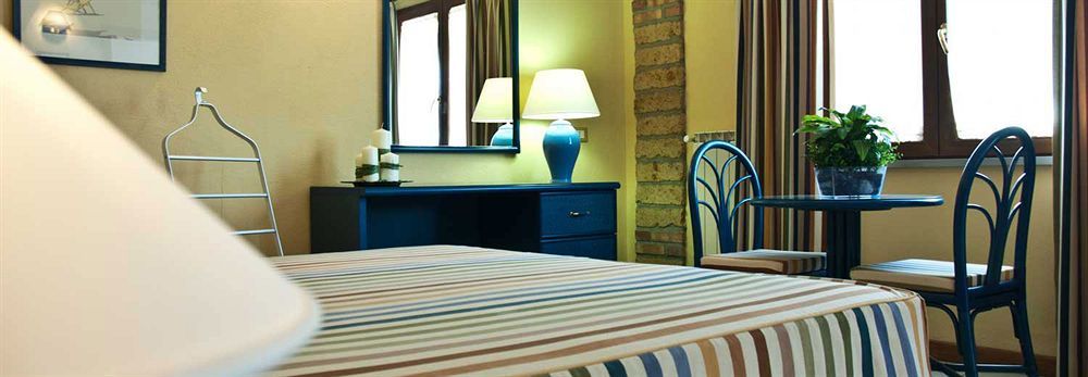 Hotel Acquasanta Terracina Luaran gambar