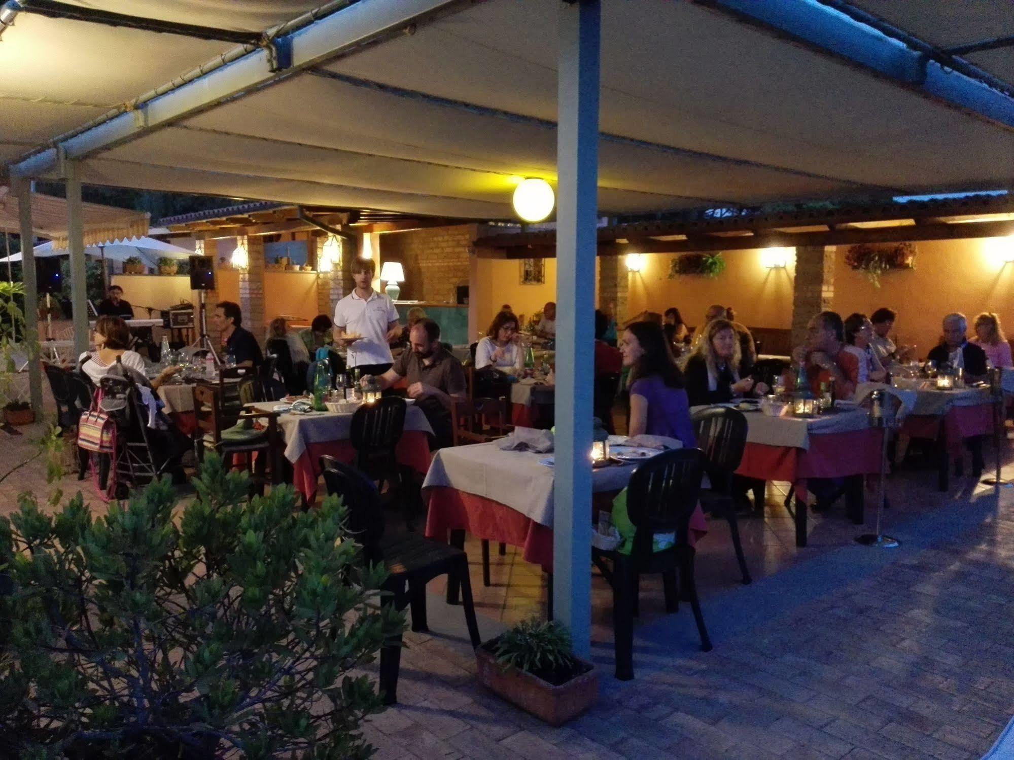 Hotel Acquasanta Terracina Luaran gambar