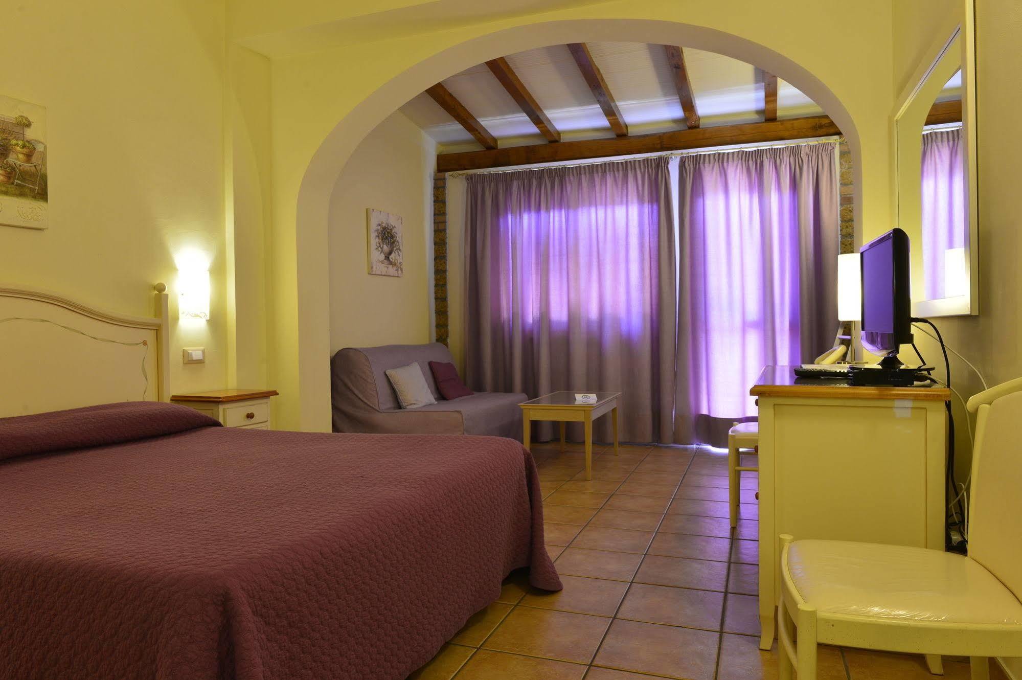 Hotel Acquasanta Terracina Luaran gambar