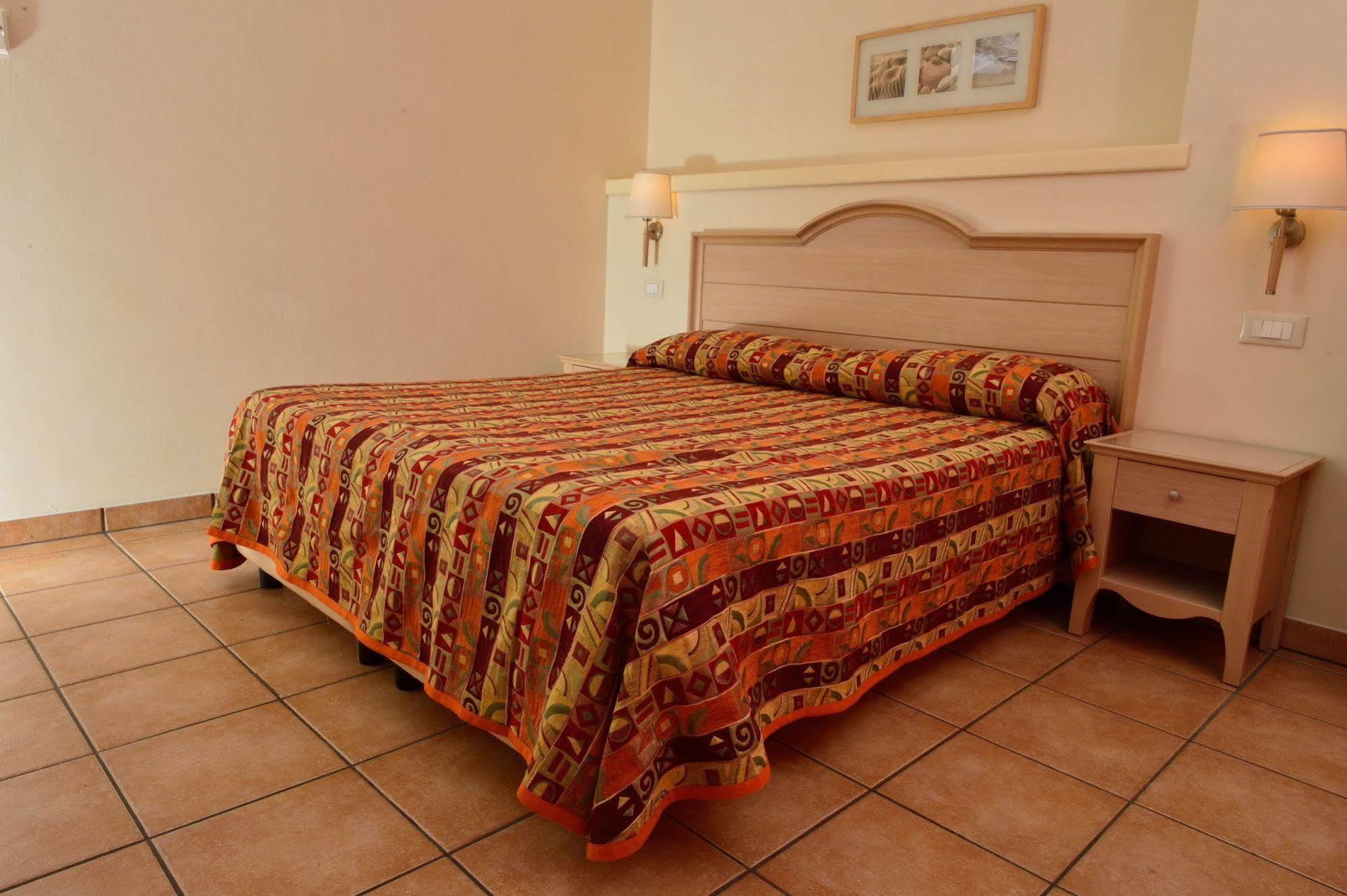 Hotel Acquasanta Terracina Luaran gambar